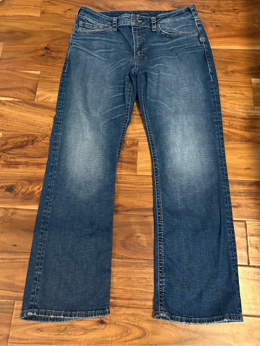 Jeans Subcategory Identification - Picture 3 of 6